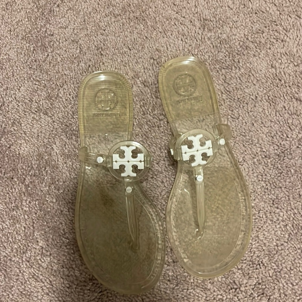 Pool thong slides